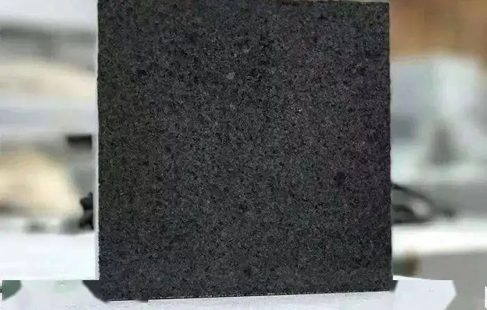 如何提高芝麻黑石材的光泽度呢?